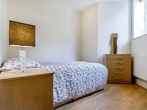 Windsor Holiday Apartments Лондон Экстерьер фото