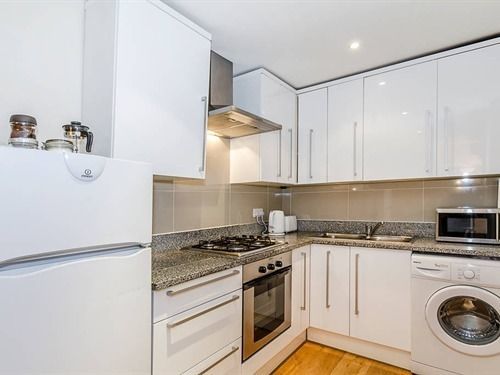 Windsor Holiday Apartments Лондон Экстерьер фото